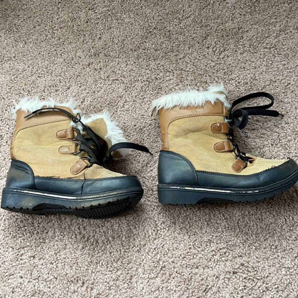 Gently used Athletech snow boots